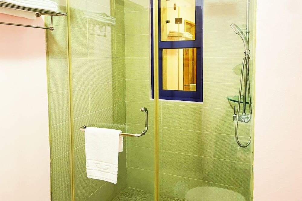 Photo of Bathroom in Cianjin District