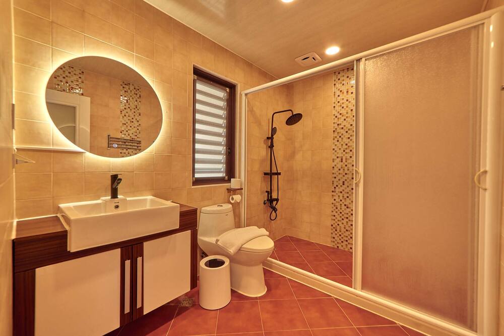 Photo of Bathroom in Shanhai