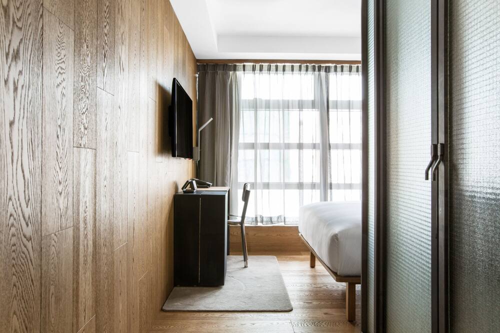 Photo of Bedroom in Tin Hau