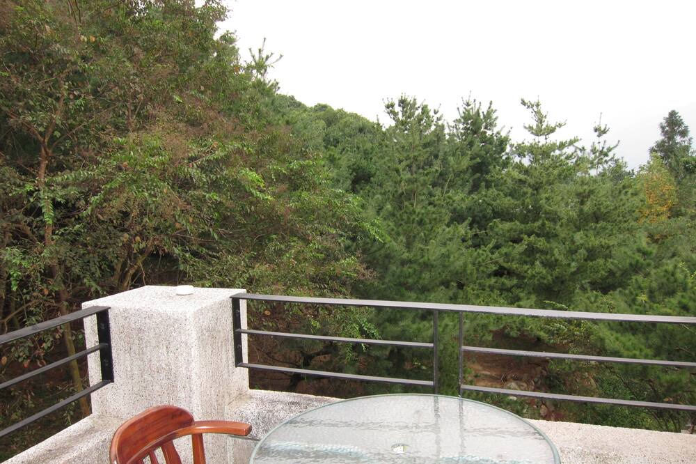 Photo of Patio Balcony in Shuili