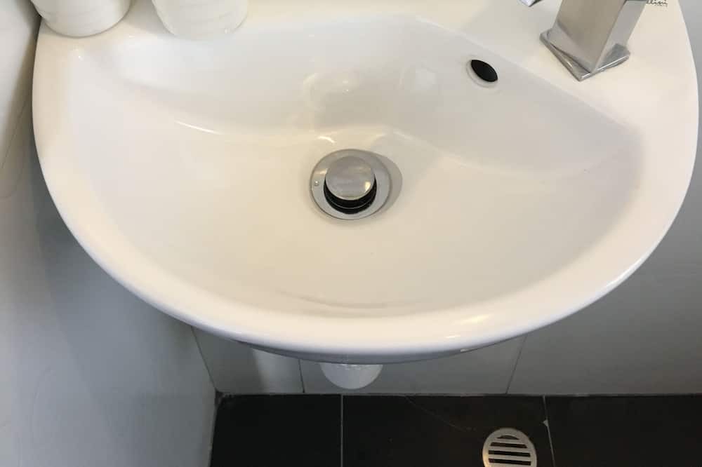 Photo of Bathroom in Mong Kok
