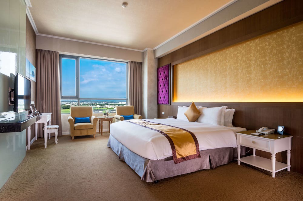 Photo of Bedroom in West District