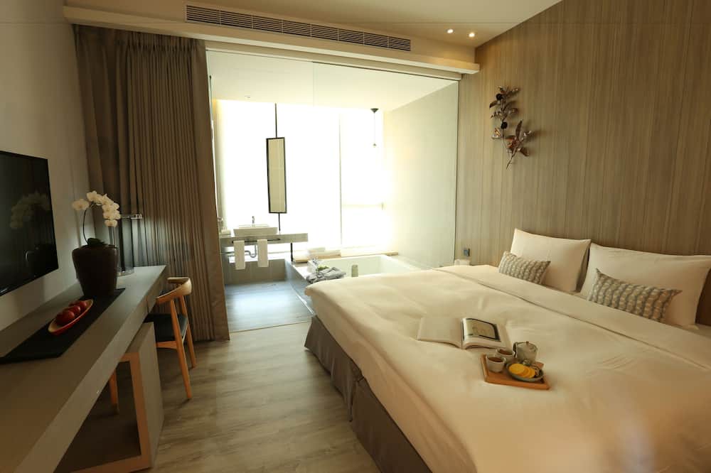 Photo of Bedroom in East District