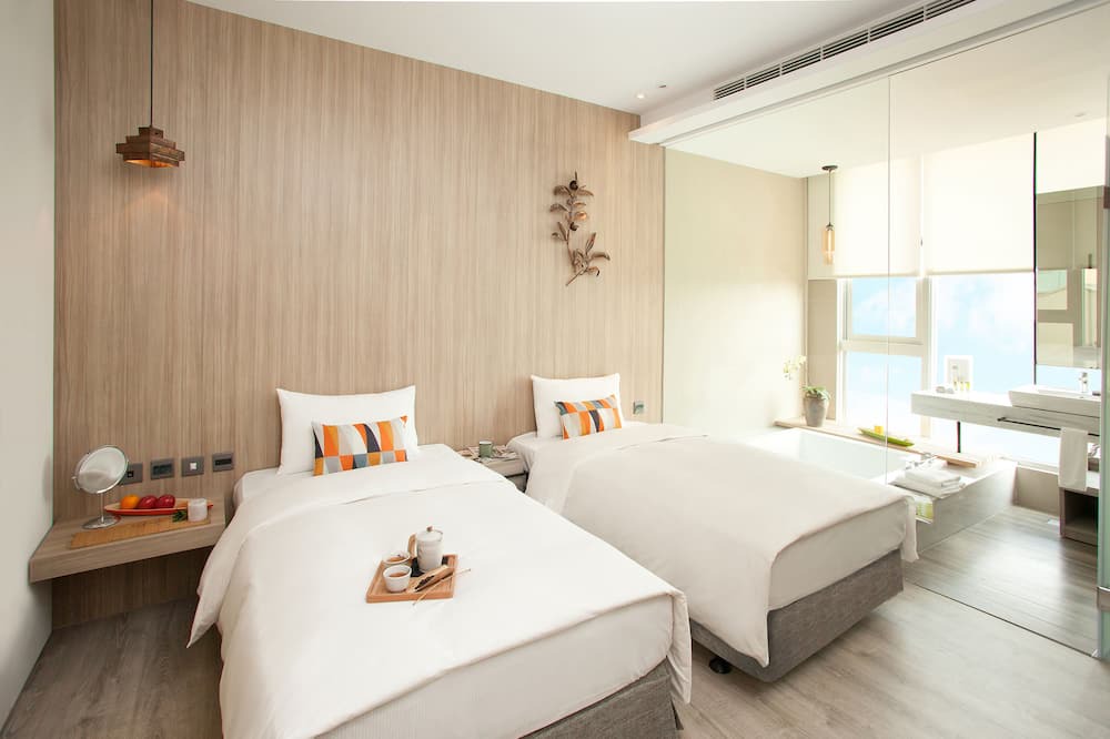 Photo of Bedroom in East District