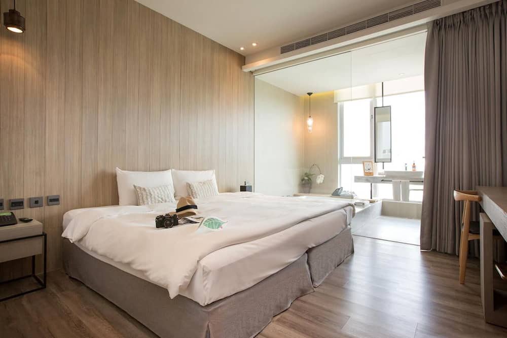 Photo of Bedroom in East District