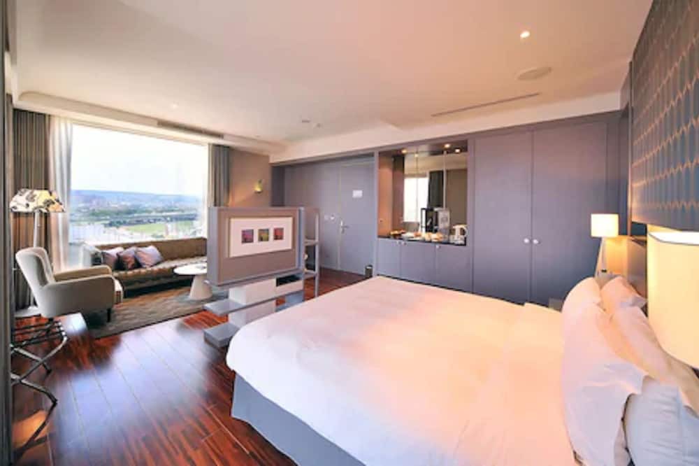 Photo of Bedroom in Xitun District