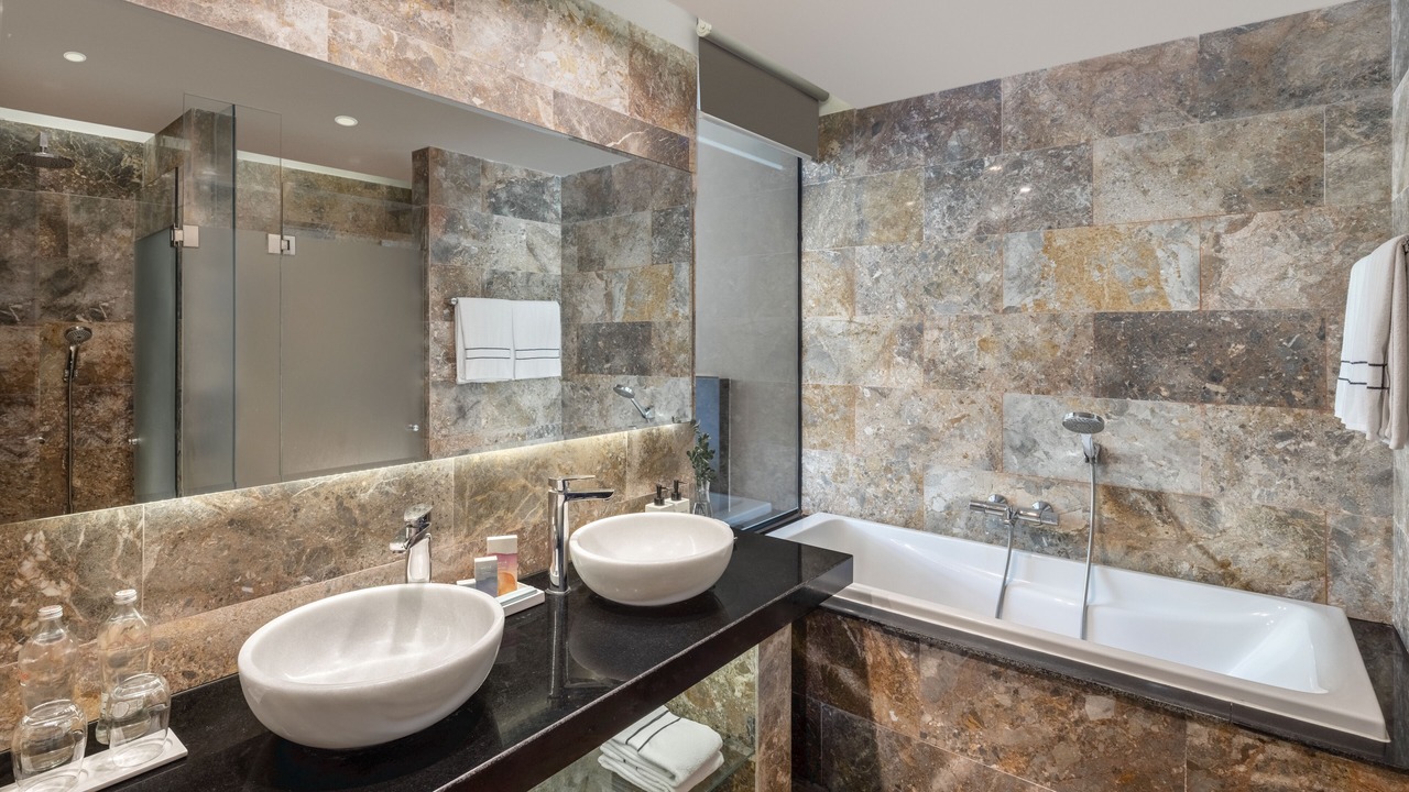 Photo of Bathroom in Ngu Hanh Son