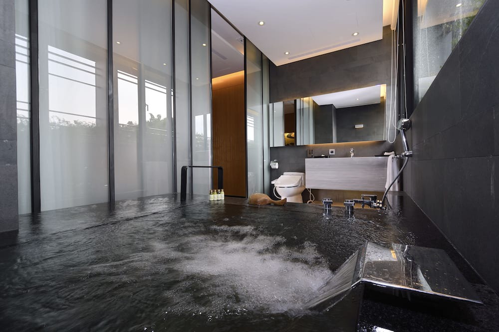 Photo of Bathroom in Beitun District