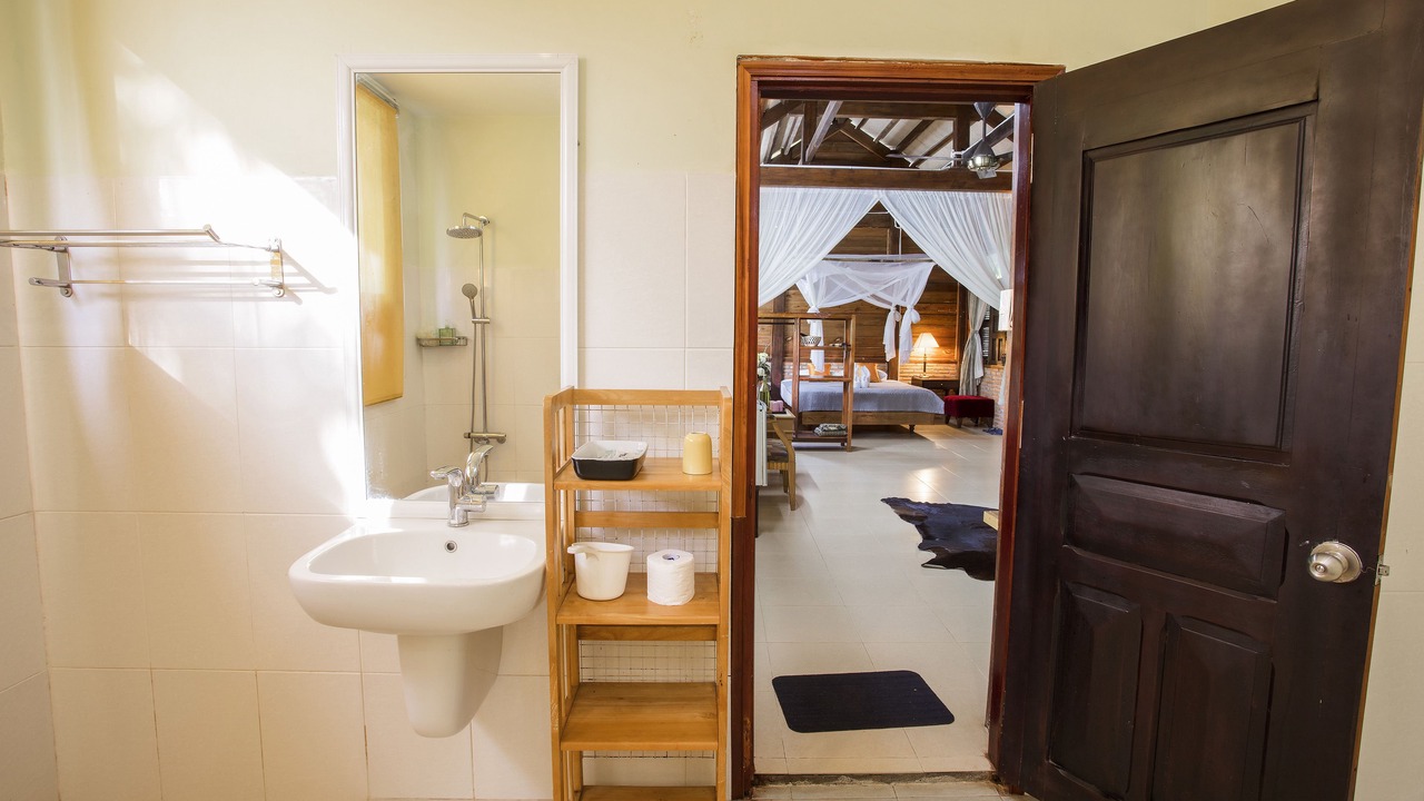 Photo of Bathroom in Quan Tom