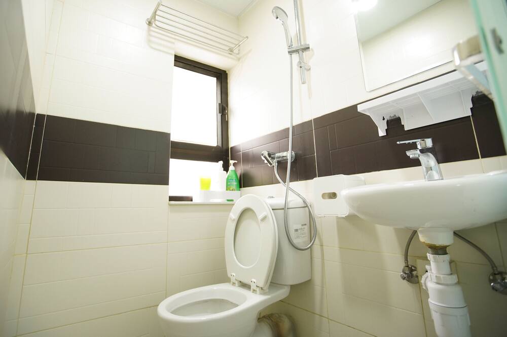 Photo of Bathroom in Mong Kok