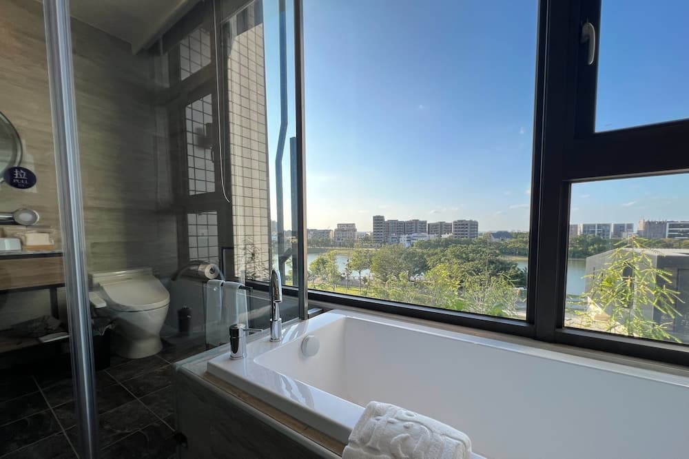 Photo of Bathroom in Taoyuan District