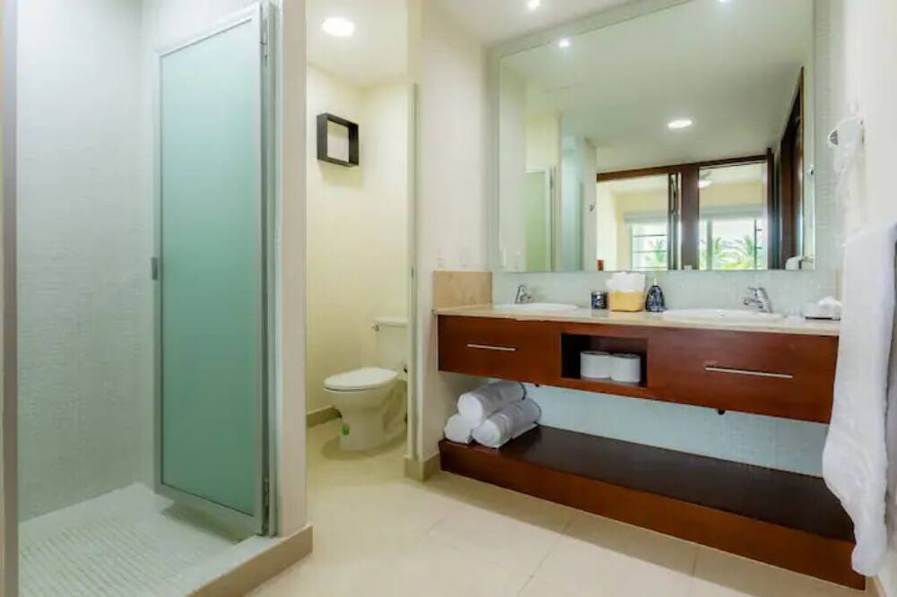 Photo of Bathroom in La Poza