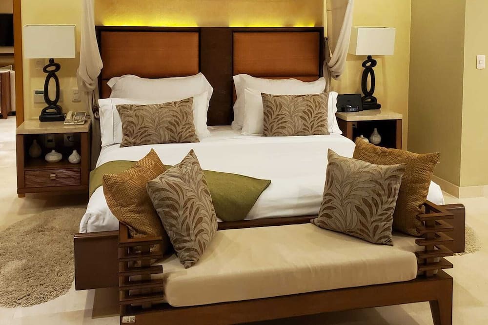 Photo of Bedroom in Romantic Zone