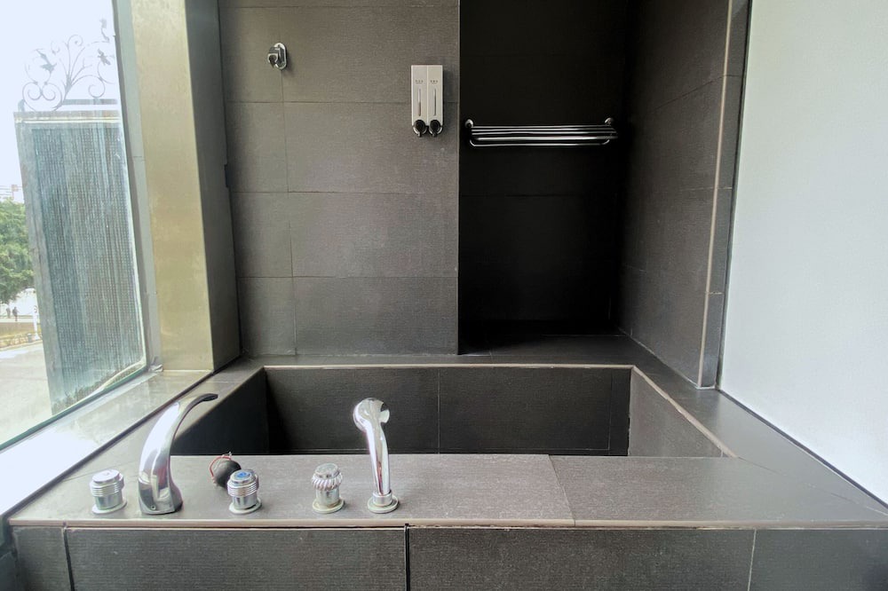 Photo of Bathroom in Yancheng District