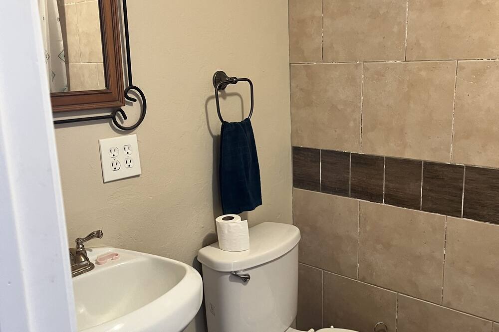 Photo of Bathroom in La Fonda