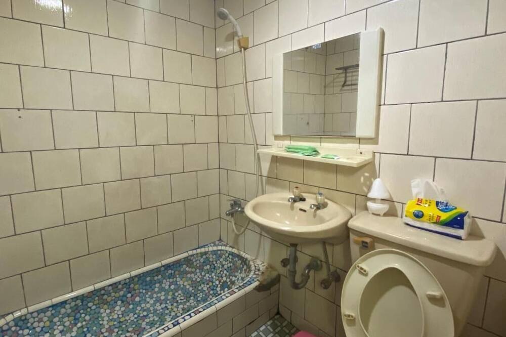Photo of Bathroom in Dawu