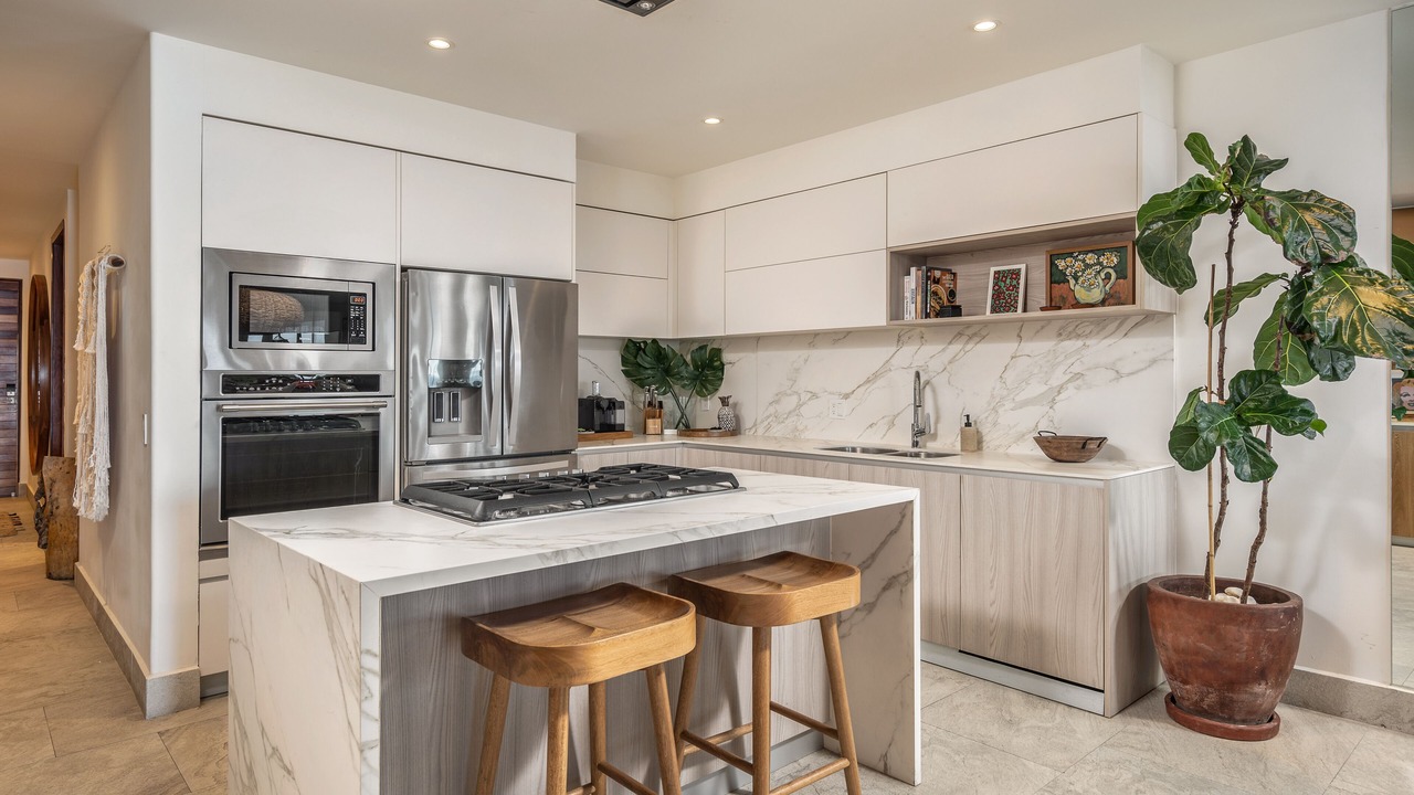 Photo of Kitchen in South Shore Hotel Area