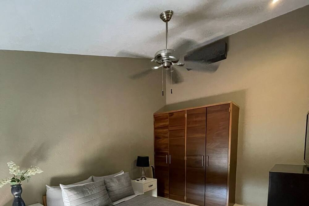 Photo of Bedroom in Flamingos