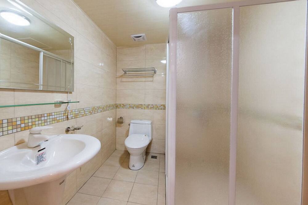 Photo of Bathroom in Suao