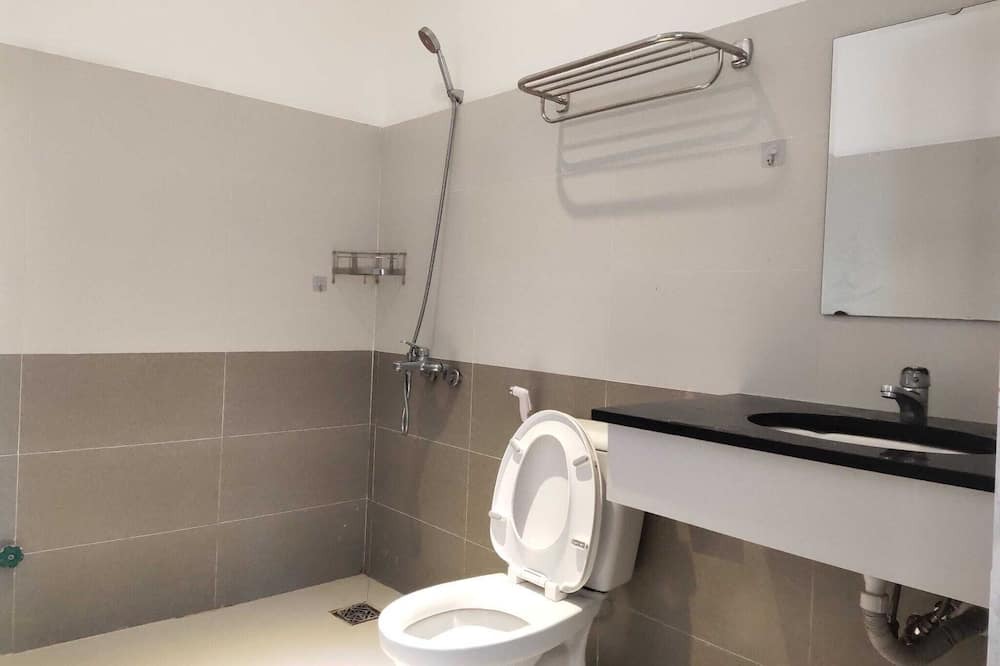 Photo of Bathroom in Quang Ngai