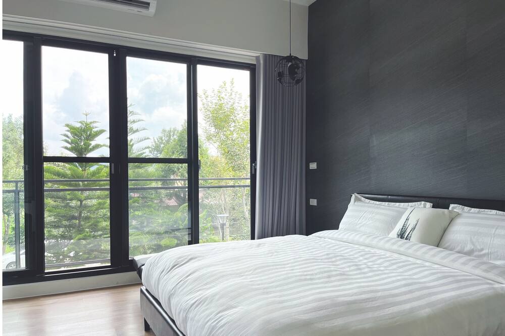 Photo of Bedroom in Puli