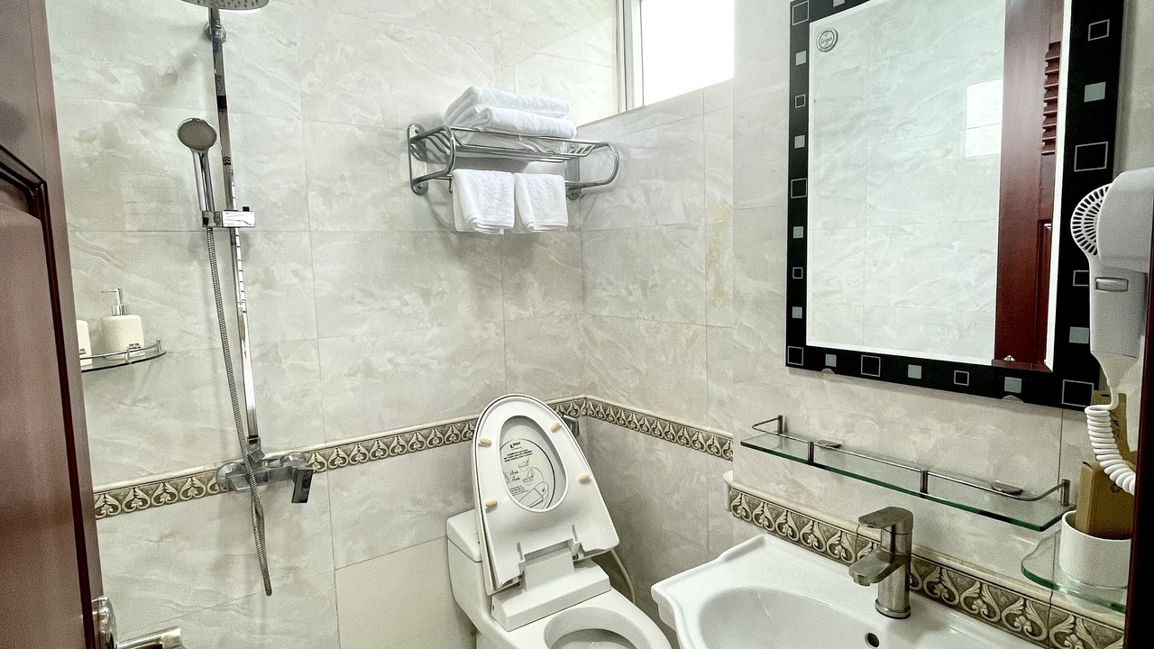 Photo of Bathroom in Mong Cai