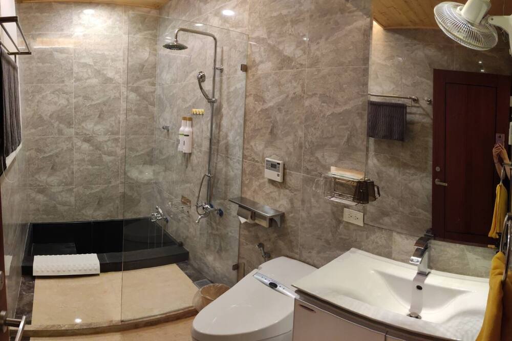 Photo of Bathroom in Datong