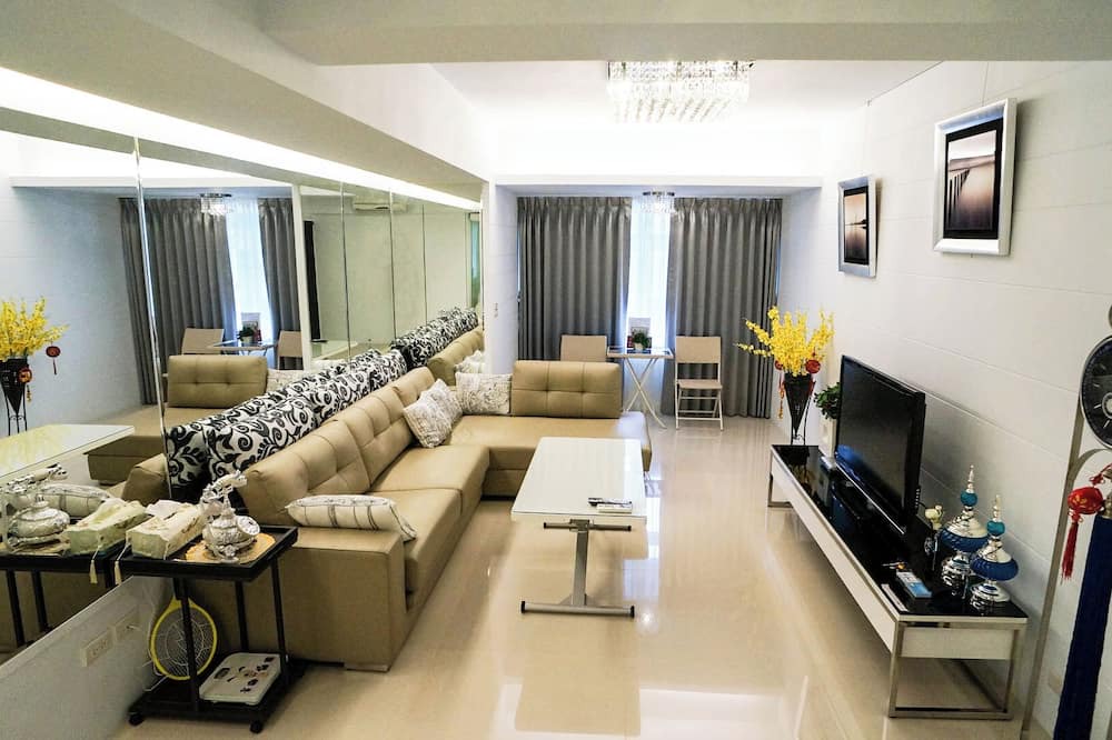 Photo of Livingroom in Zhongzheng