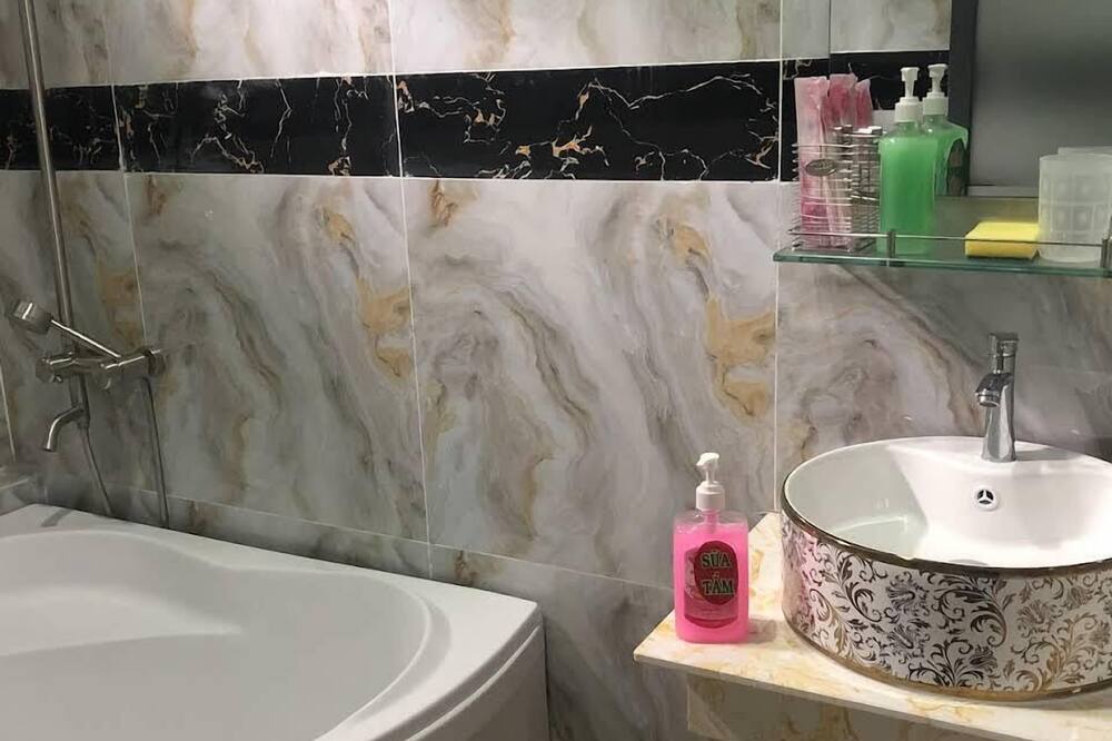 Photo of Bathroom in Tan Uyen Town