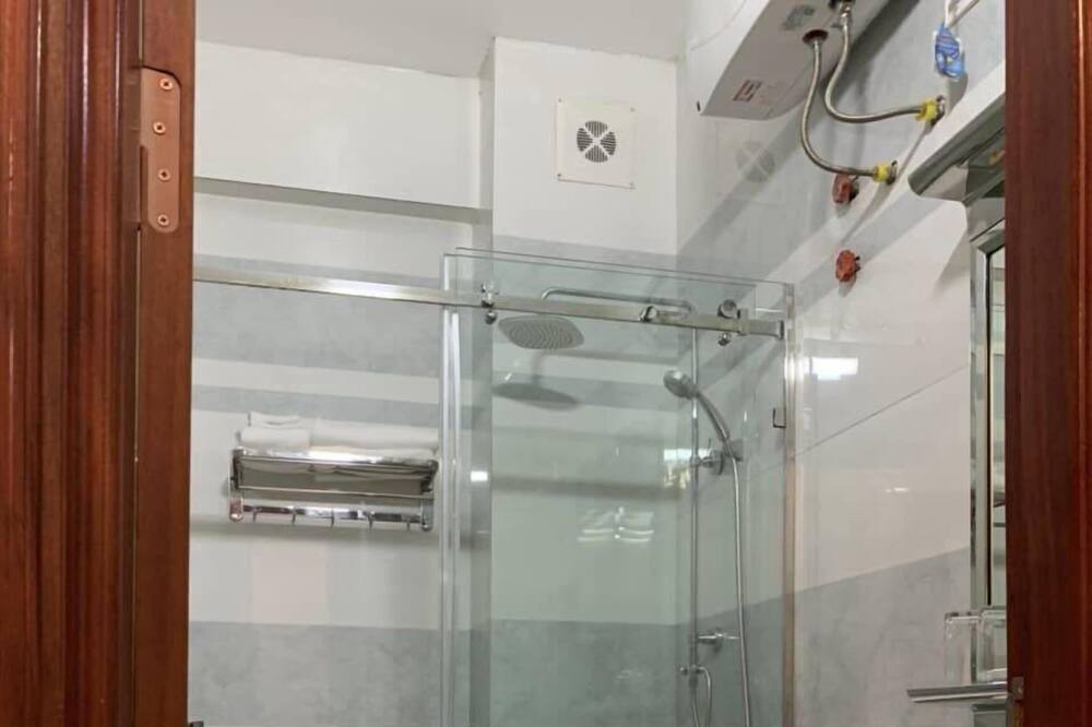 Photo of Bathroom in Binh Thuy