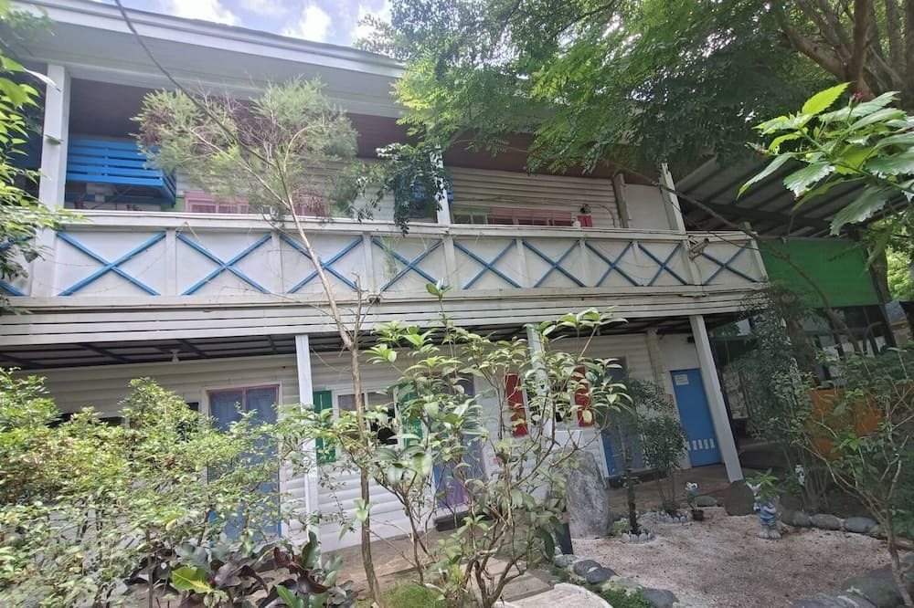Photo of Patio Balcony in Liugui District