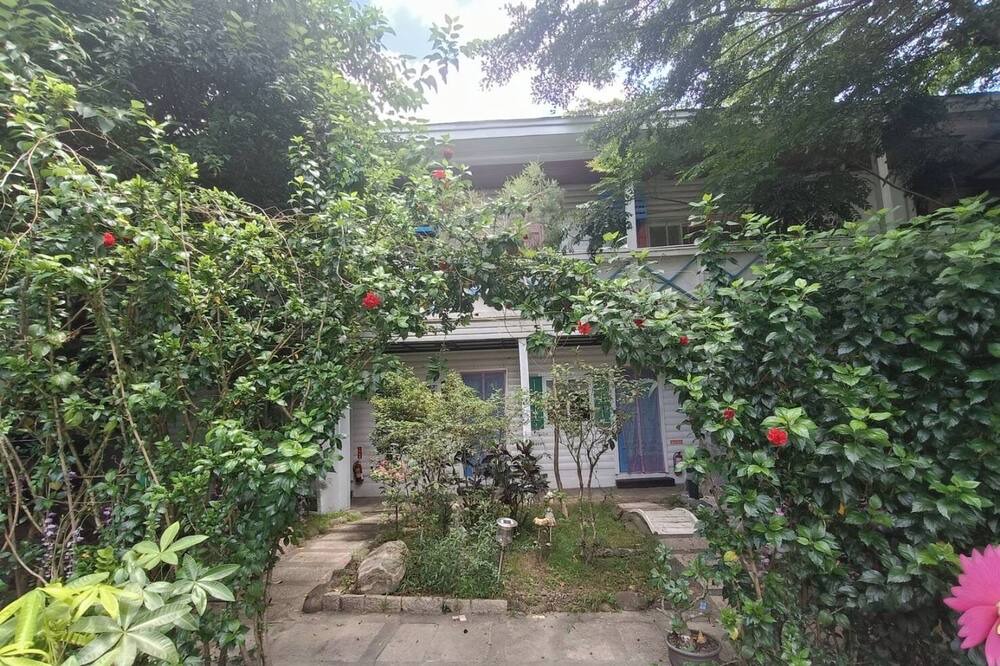 Photo of Patio Balcony in Liugui District