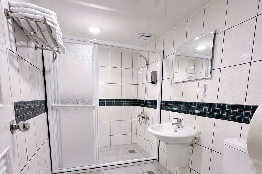 Photo of Bathroom in Zhongli District