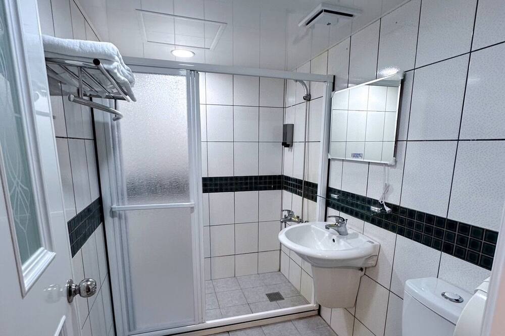 Photo of Bathroom in Zhongli District