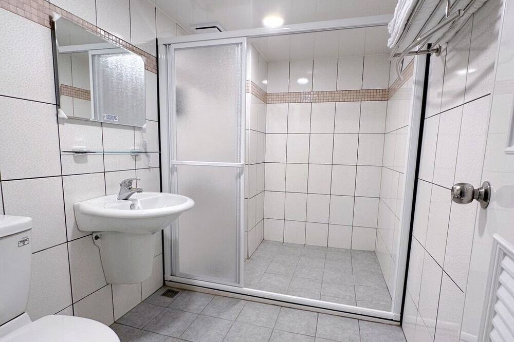 Photo of Bathroom in Zhongli District