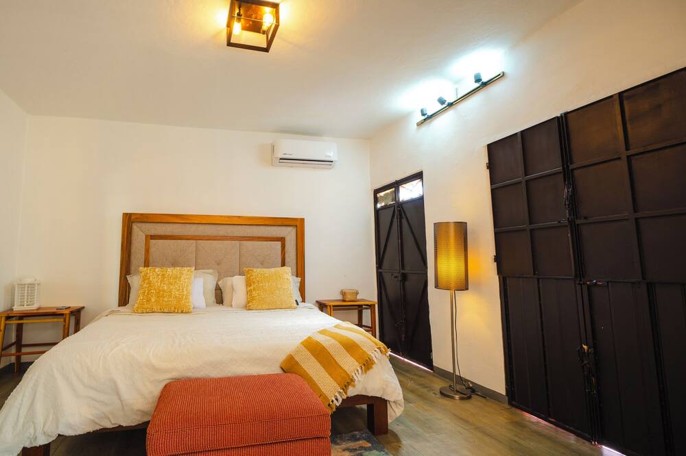 Photo of Bedroom in Luis Jimenez Figueroa