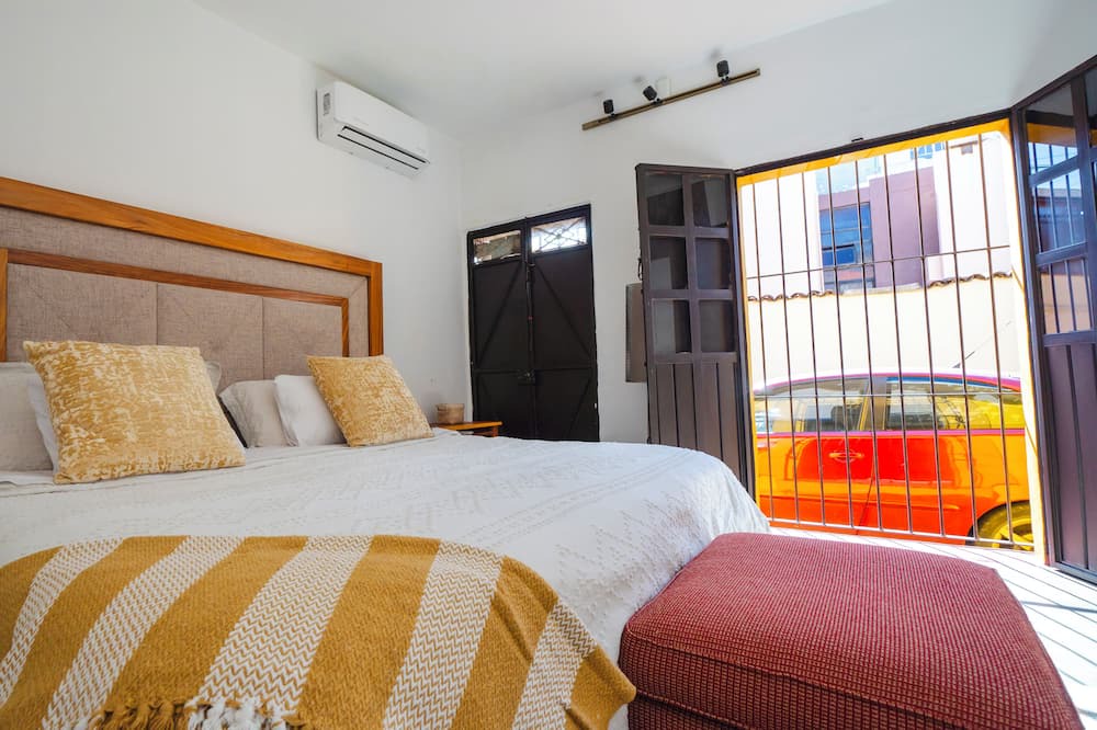 Photo of Bedroom in Luis Jimenez Figueroa