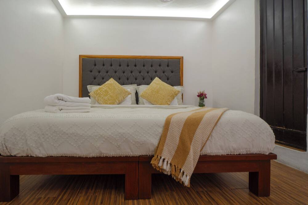 Photo of Bedroom in Luis Jimenez Figueroa