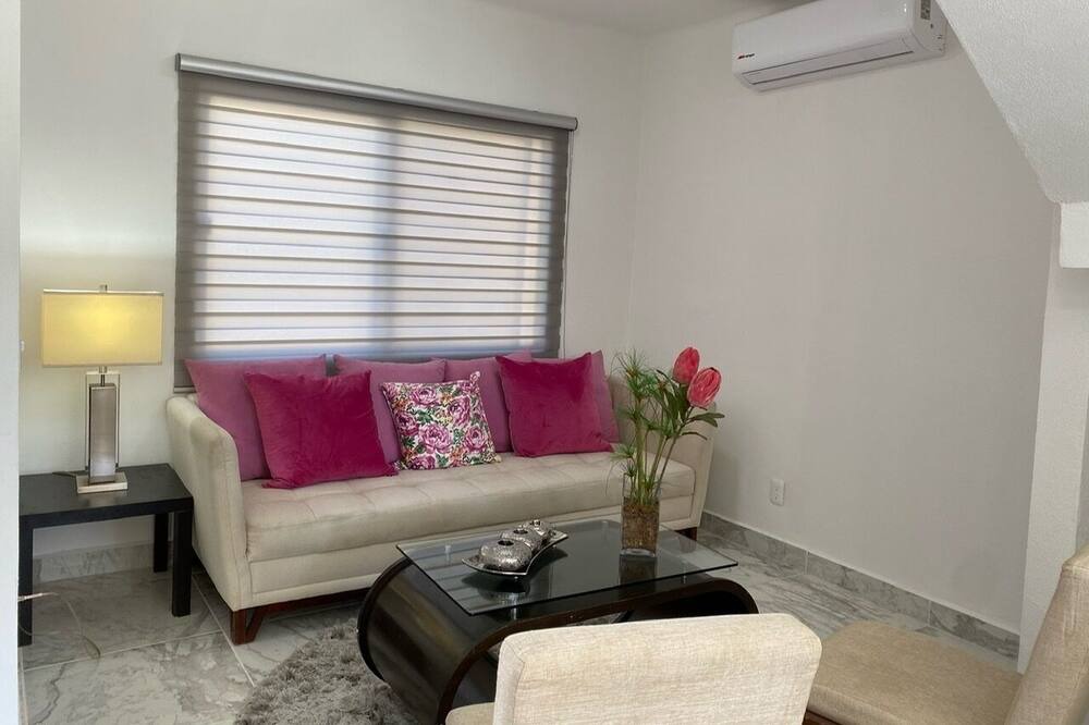 Photo of Livingroom in La Puntilla