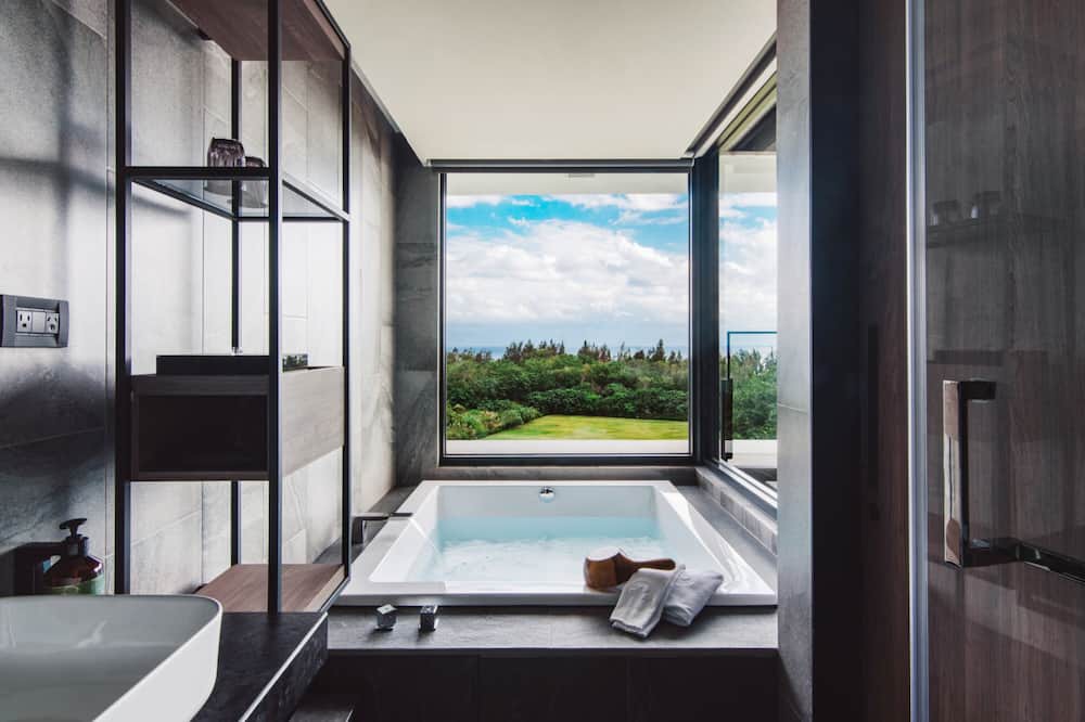 Photo of Bathroom in Xincheng