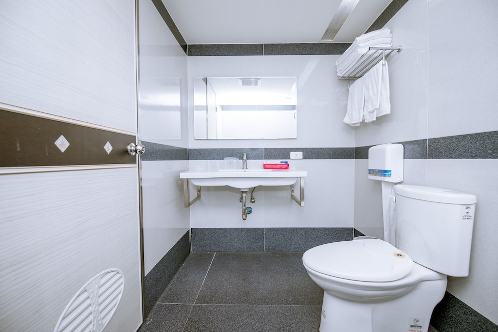 Photo of Bathroom in Taoyuan City Centre