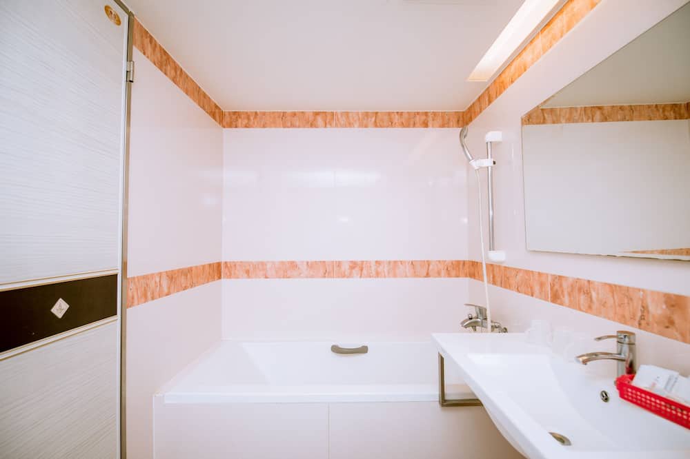 Photo of Bathroom in Taoyuan City Centre