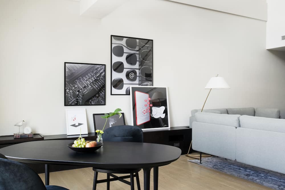 Photo of Livingroom in East District