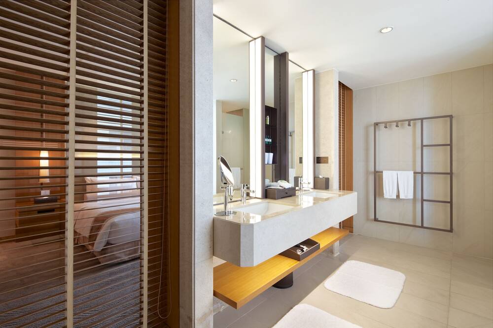 Photo of Bathroom in Xitun District