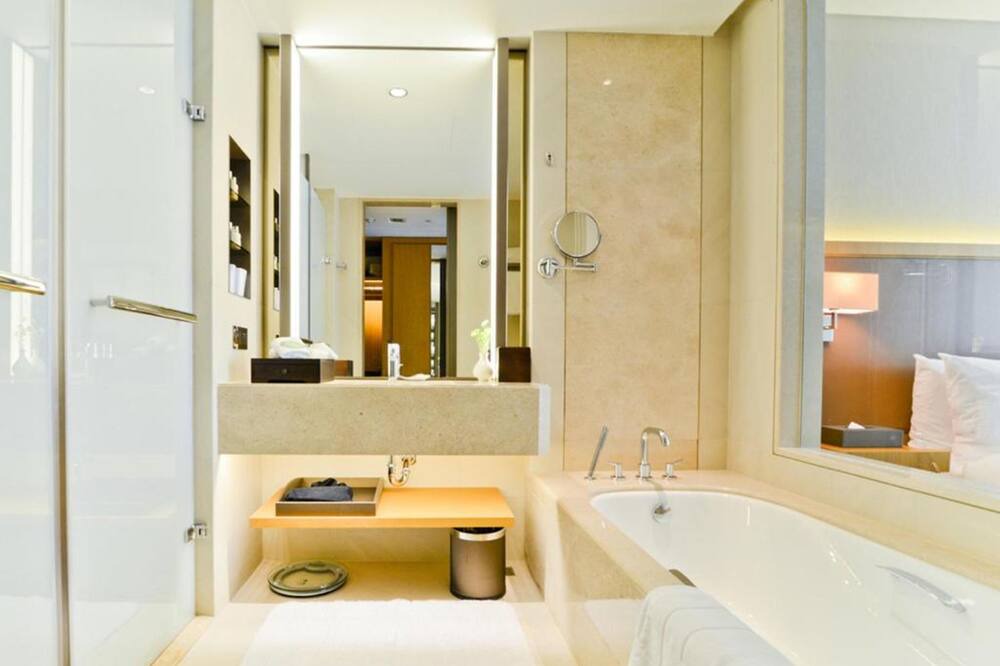 Photo of Bathroom in Xitun District