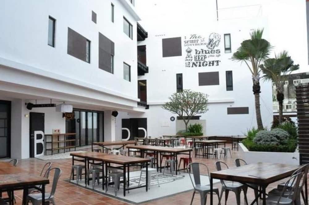 Photo of Patio Balcony in Eluan