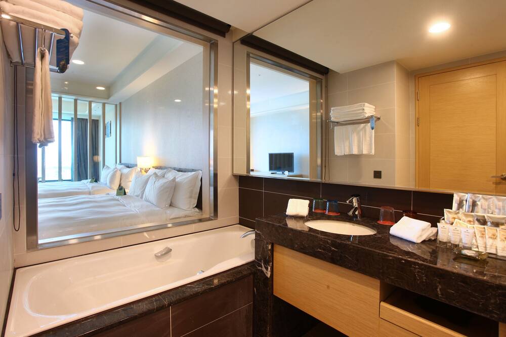 Photo of Bedroom in Houli