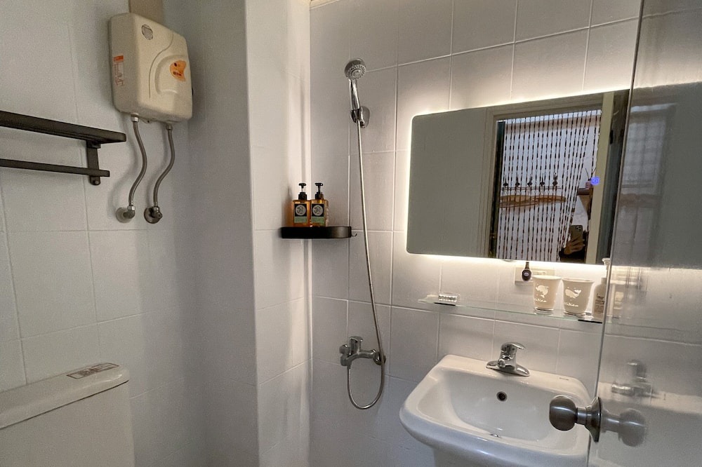 Photo of Bathroom in Xitun District
