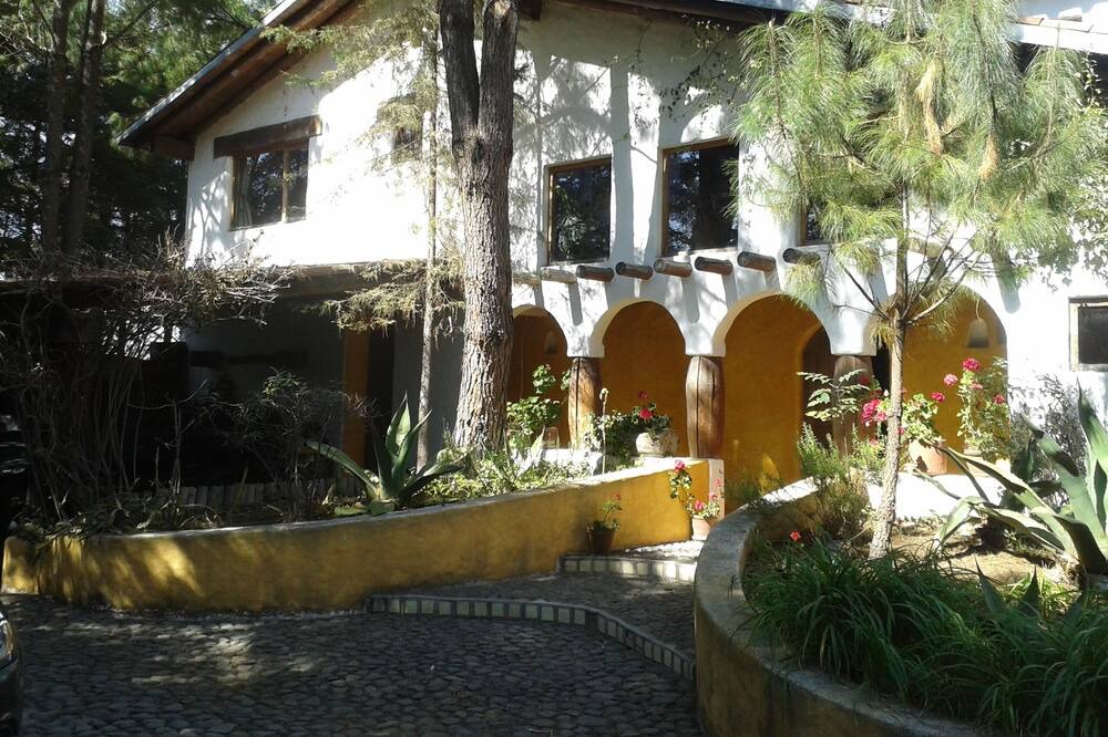 Photo of Outdoor in Villa Victoria