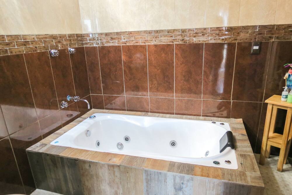 Photo of Bathroom in Yunuen